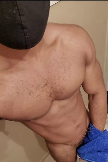 I can lose the towel or the mask, you choose by highlibidovet