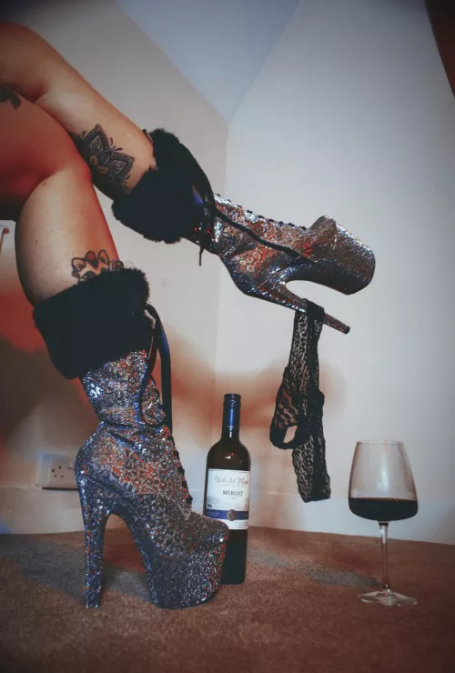 I can put on quite a show by Eljayceeof