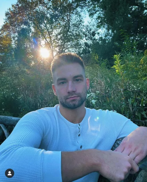 I can see your halo (🎶ooh-ooh🎶) by tj_harriss