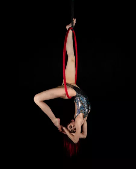 I can stretch my legs in many ways ;) by mshollyweed