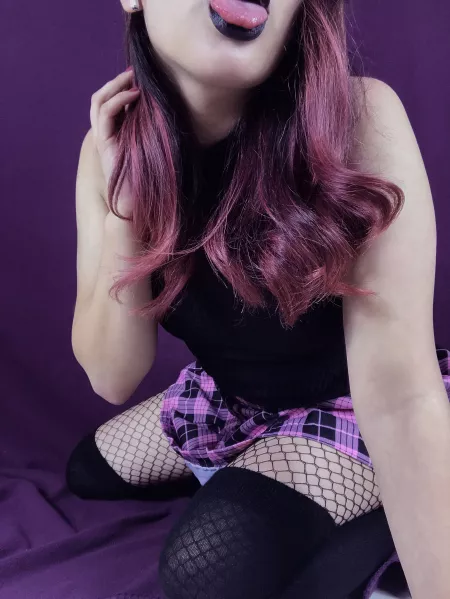 I can't be a bad girl because only good girls swallow by Erika_Tee