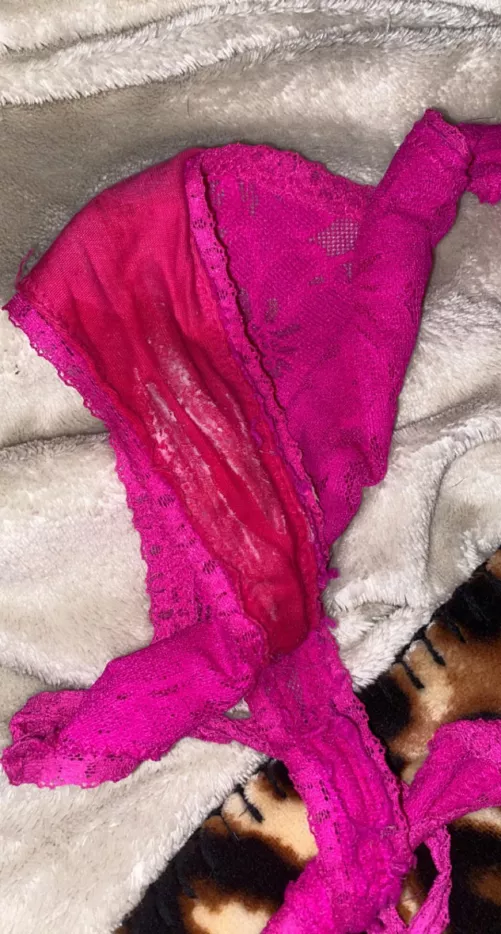 i can’t be the only one who loves the smell of their wet creamy panties😍 by keepstaringpls