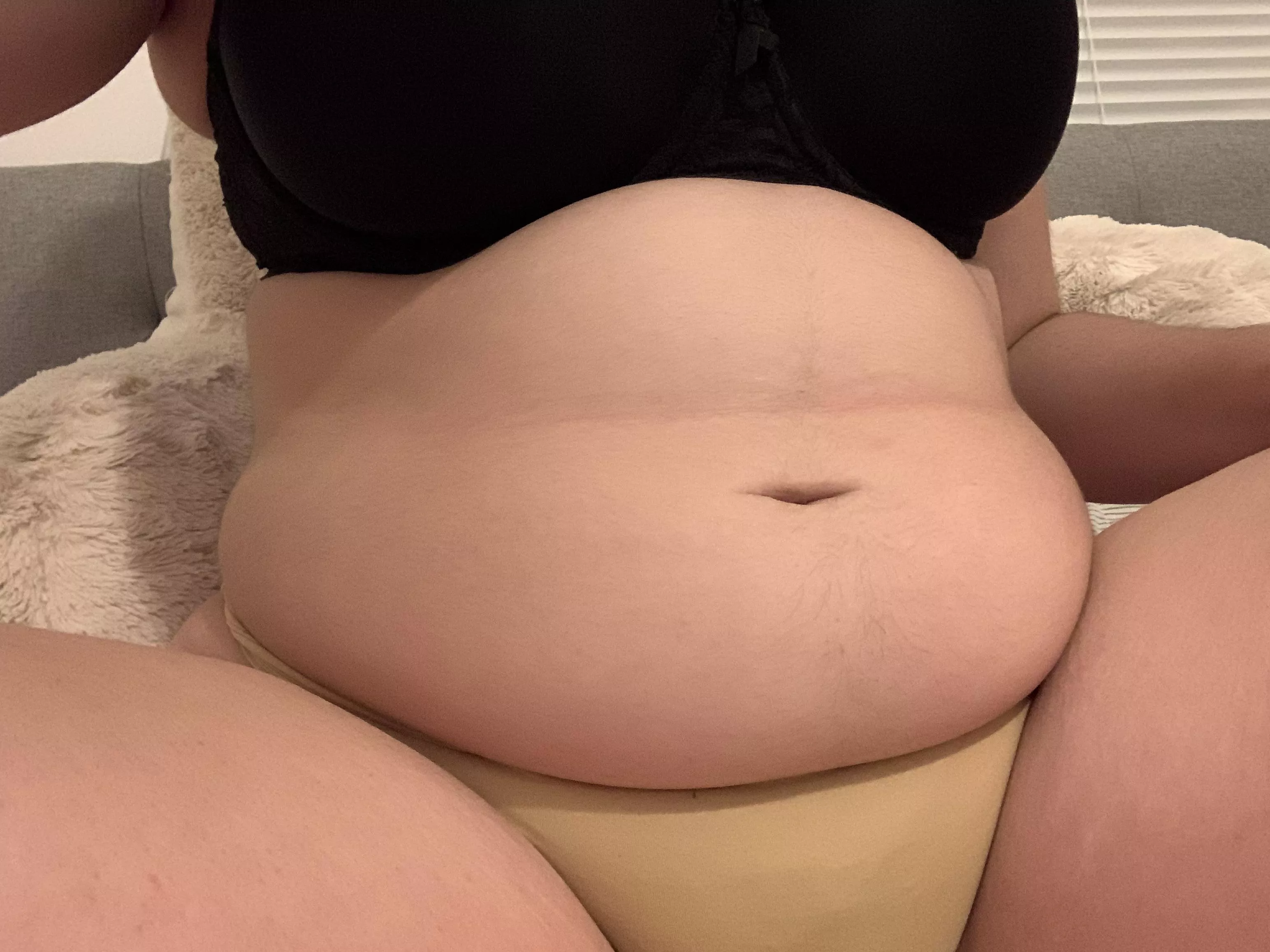 i can’t get over the belly hang posted by naturallygaining