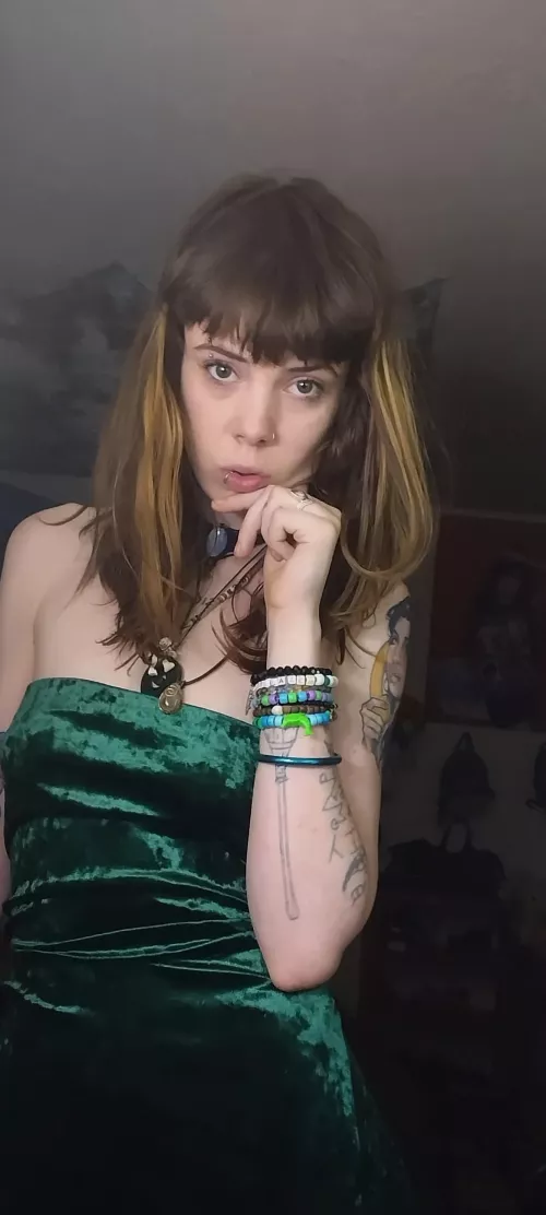 I can't help it that I'm naturally Superior to you 💅 [selling] Findomme Drains+Games, Blackmail, Femdom Text/Live Call Sessions, Ownership, Hypno, Customs & Much More ✨ by iambabalon