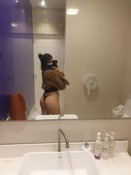 I can't not take a pic when the mirror is this nice. by urhomegurl