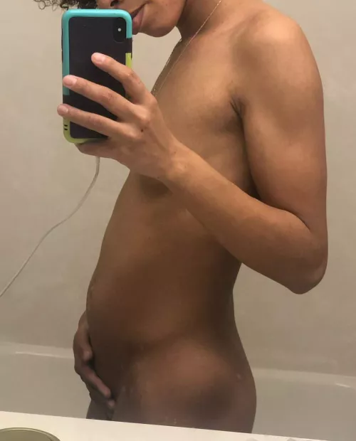 I could be carrying a white baby by kutieNcream