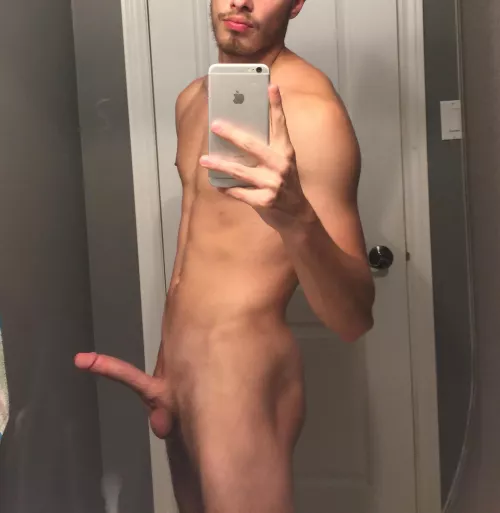 I could be your personal coat rack 🧥 by Brrreddit01