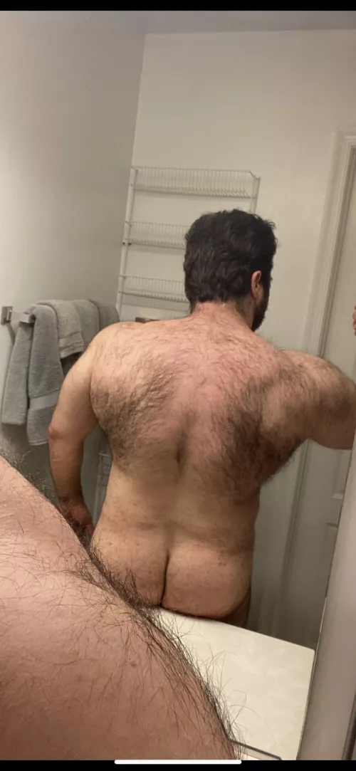 I could use a good back rub by iamcolossus321