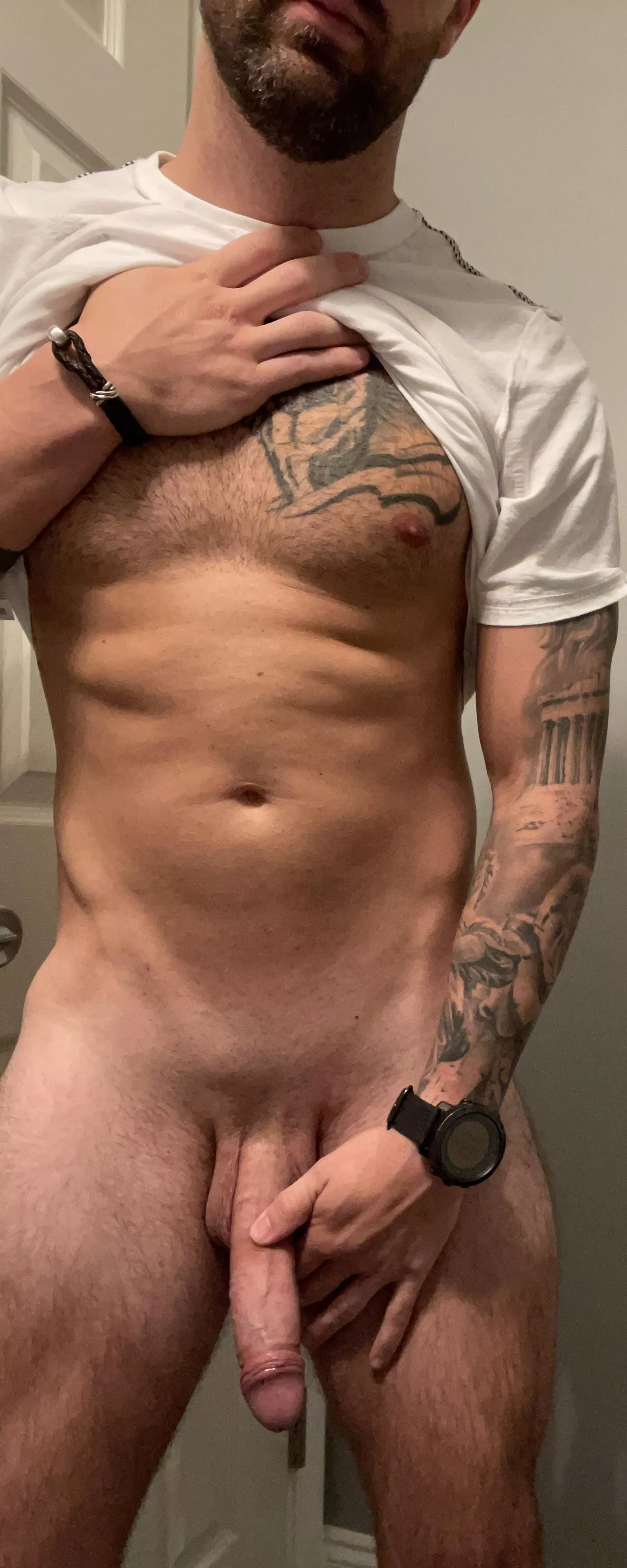 I could use a hand….or a mouth😏 posted by country_throw