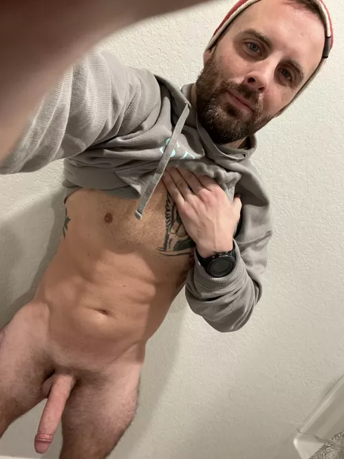 I could use a hand…or a mouth💦 by shirt_counter