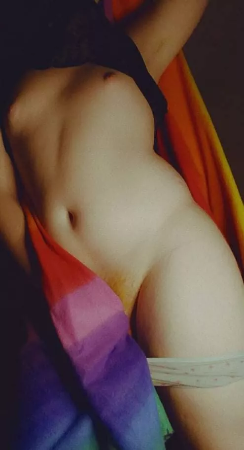 I could use a women's touch😜😛 posted by Alfalfaclout