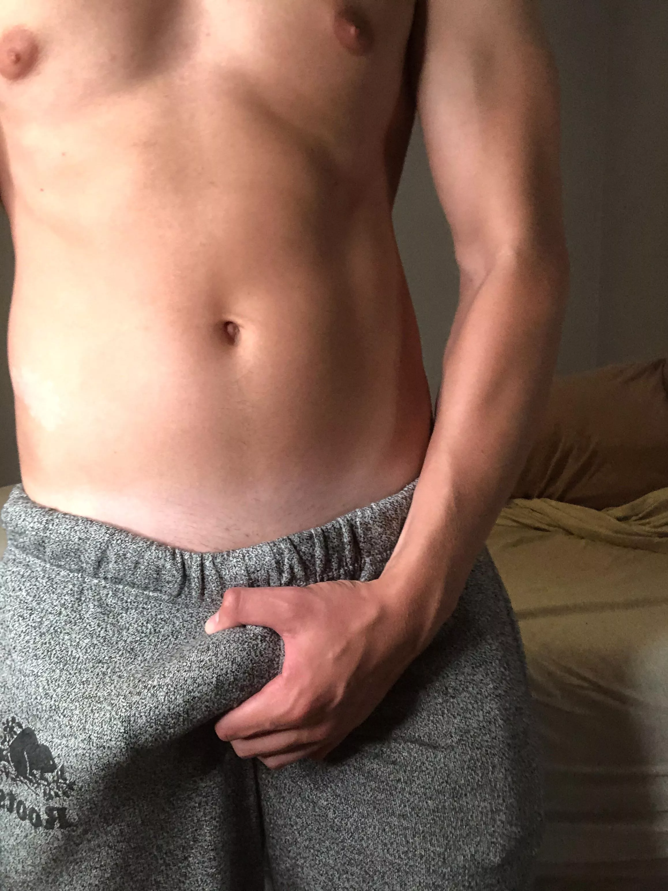 I couldn’t contain myself posted by Joeysfans