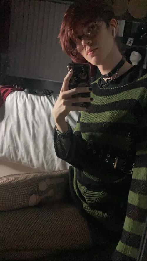 I couldn’t get an alt gf so I decided to become one instead by CastielOnyx