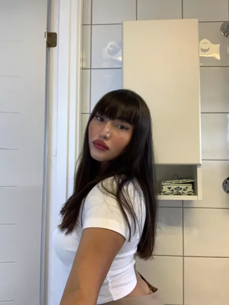 I dare you to kiss me ❤️☺️ by zorrapeque