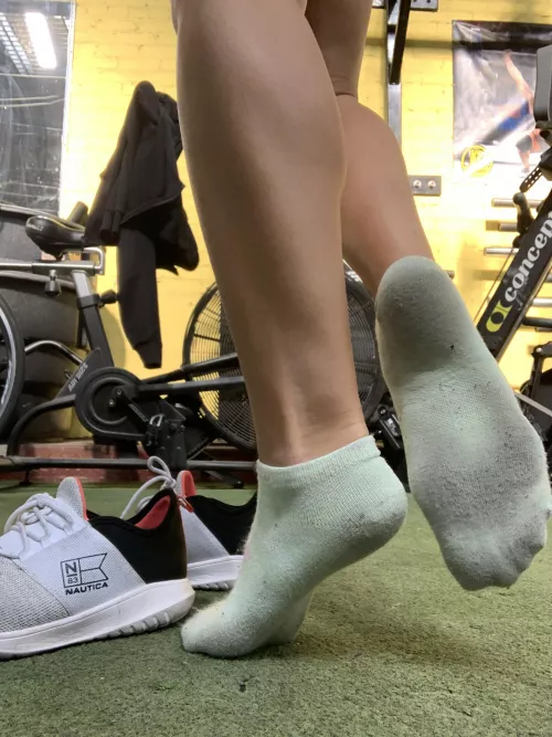 I dare you to sniff 😈 by librabutterfly