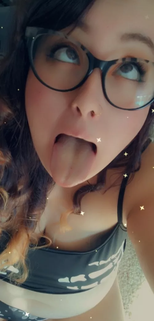 I decided to skip work so you can cum all over my face, are you ready? by luna_eclipswxxx