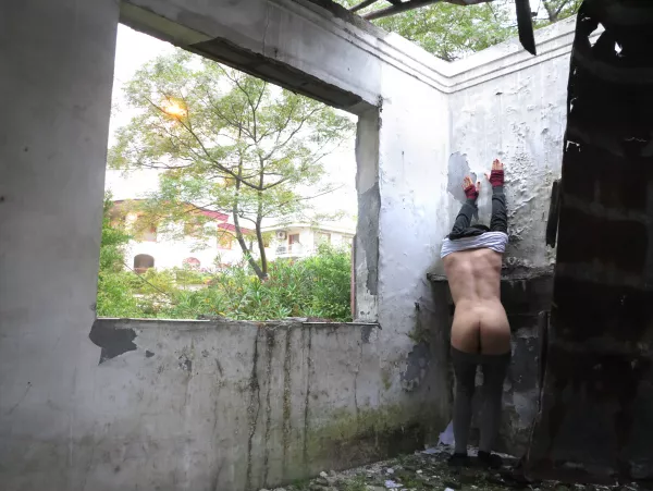 I desperately need to be used by ThePersianPrincex