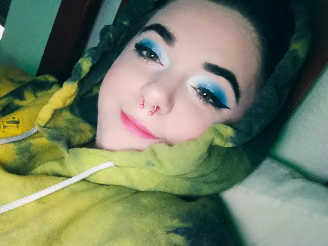 i did my makeups to go see the new spider man today :3! by SadGirlKathryn