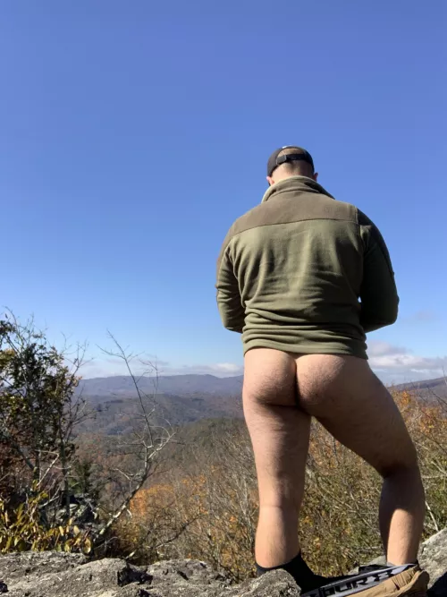 I do love a quiet hiking trail by swimasb