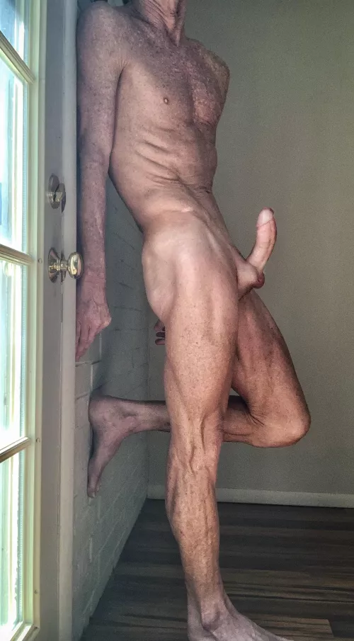 I don’t have a lot of bulk. More long and lean I guess you could say [m] by WhiteFinnn