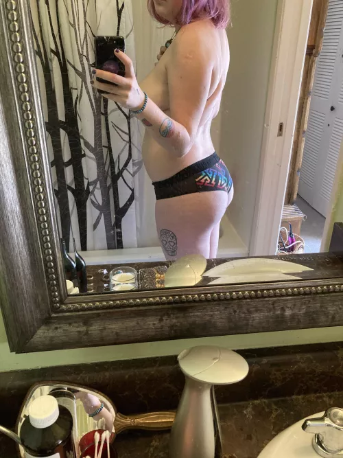 I don’t know if I feel like putting anything else on today.. by VioletFonce