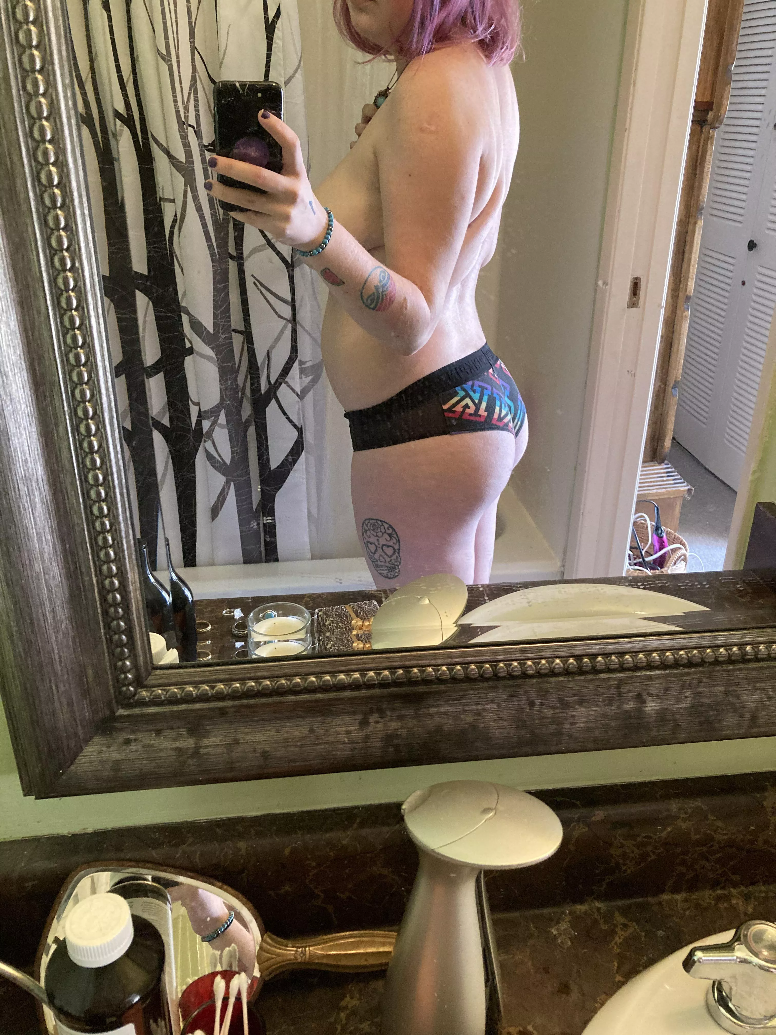 I don’t know if I feel like putting anything else on today.. posted by VioletFonce