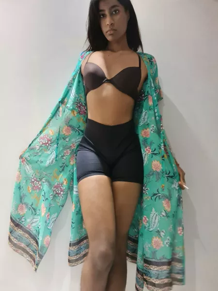 I don't know if I should show my face or not... Will probably delete this after it flops by Advanced_Big8408