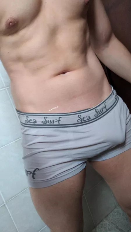 I don't know if it will upgrade your Monday... by eueoprimo