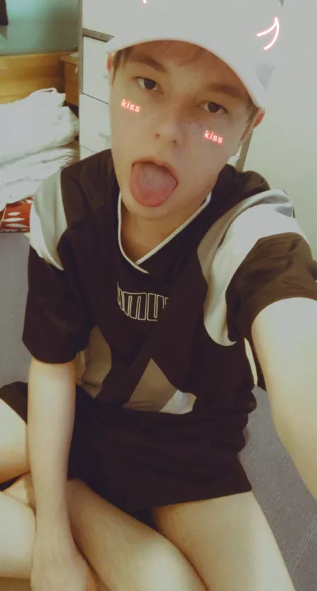 I don’t like my mouth empty by Sacred_Doge_Priest