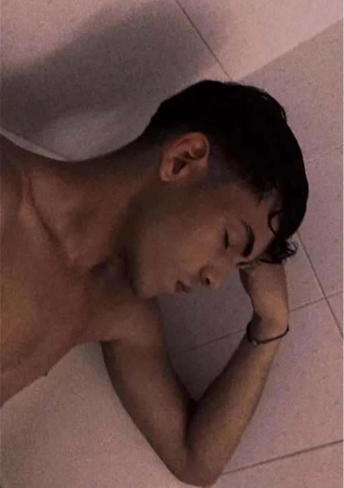 I don’t remember posting this so here you go <3 by ZookeepergameThen717