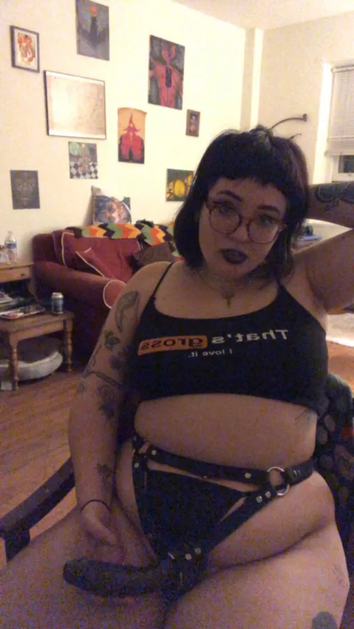 I don’t shave hehe do you like by fairathedepressed