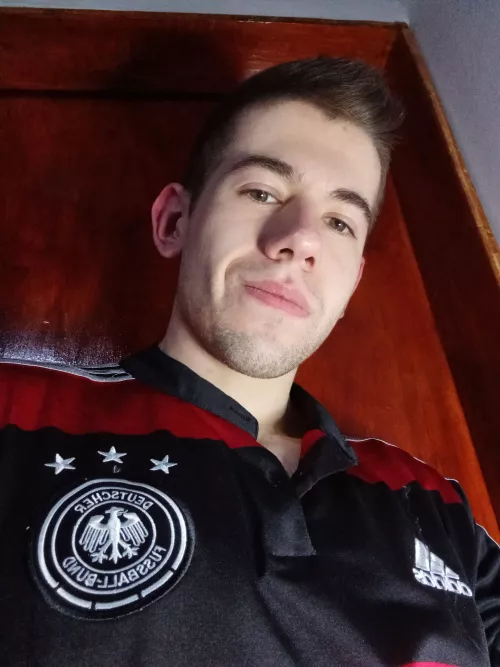 I don't speak German, but I can if you like by imblindedbythelights