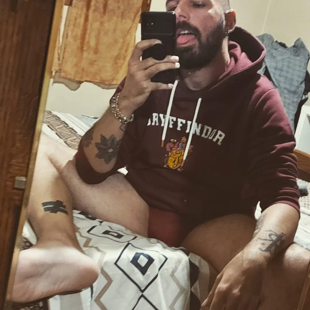 I don't think I fit in, but fuck it 🤣🤣 posted by french_beard