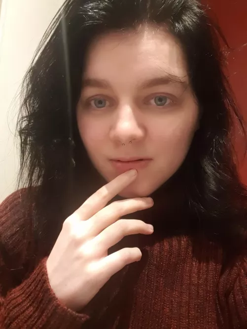 I feel like my dark hair suits me very much by Galactifi