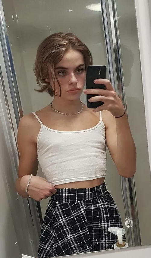 I feel like my hair is kinda cute in dis 🙈 by cuti33kiera