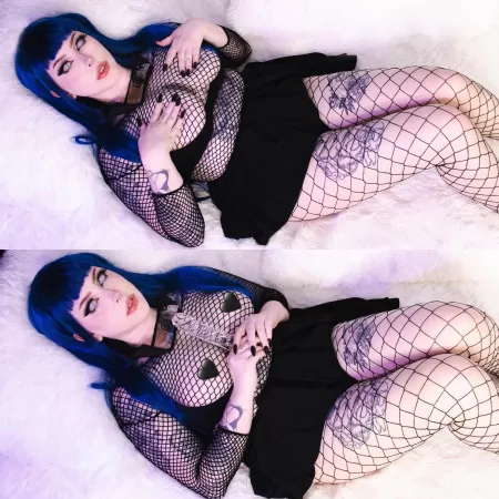 I feel so cute in fishnets 🥺🖤 by gothpixi