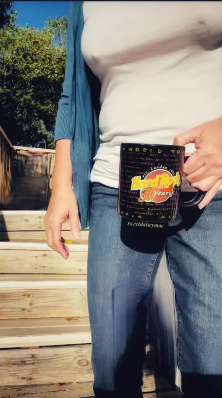 I feel that times a-wasting…I’d best get to it. by sweetdaiseymae