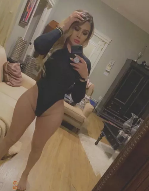 I feel weird having my clothes on by Vernaceei