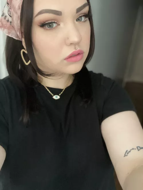 I felt cute here 💖 by deloneOF