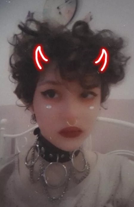 I felt hot, compliment me? by GeorgieTheFemme