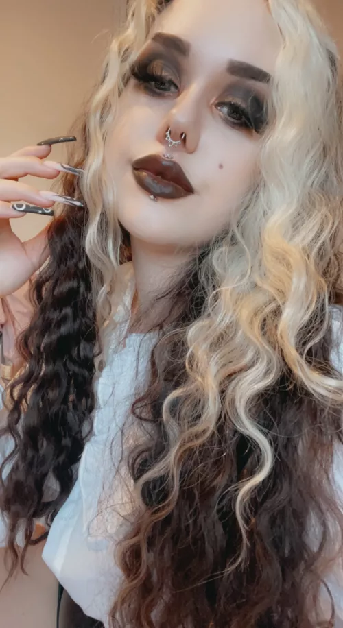 I felt like an anime villain in this pic, I feel like my power would be causing inconvenient erections. by BimboGothQueen