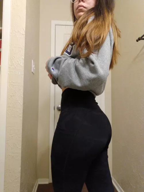 I fit the best in leggings. Jeans just don't do my body justice. by cloud_baby99