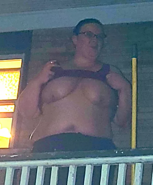 I flashed the whole neighborhood last night by MrsPerfect69