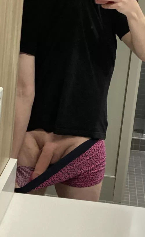 I flashed you in the locker room, please respond. by uncutpanguy