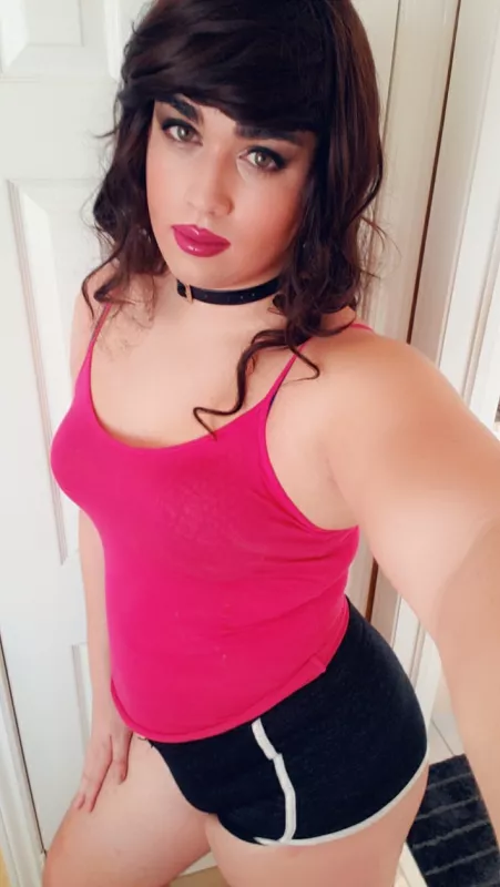 I forgot to tell you all, my lunch with ny dad was rough at first he thought I was the waitress. After that he was asking me a lot of questions especially about my sex life regarding guys. Finally he still is a little confused but he did tell me he alway by mattiethebaddie