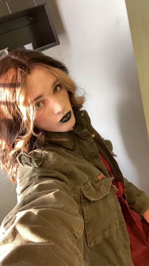 I freaking love this feeling by DarkPho3nix40