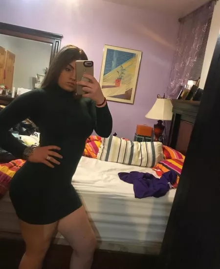 I fucked the dad of the family that was hosting me when I got to the U.S😈 pm to chat by mvmijade