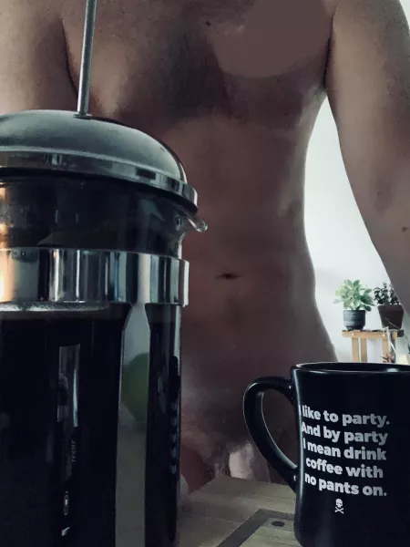 I get a little bored waiting on the coffee to be ready. 😏 by jabswxx