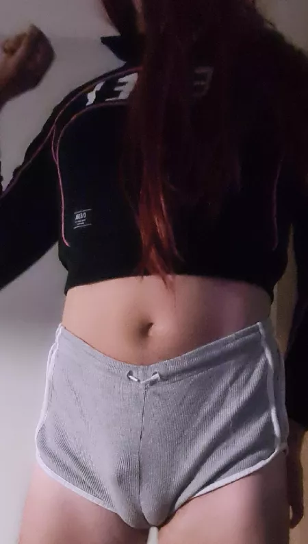 I get some odd looks at the gym. Can't think why 🤔 by MissDevill