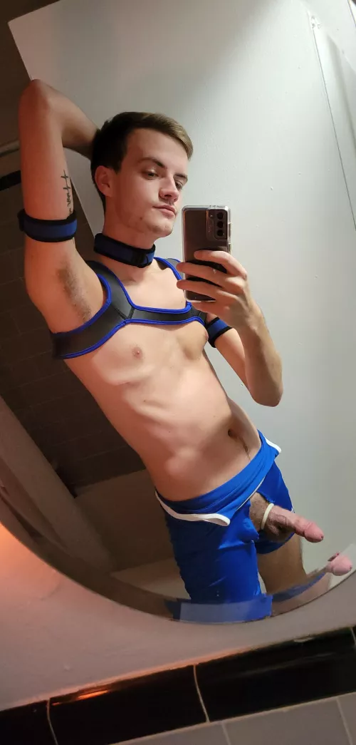 I get too cocky when I smoke and need to be put in my place ;) by centuryxxx